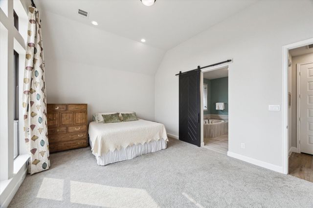 9951 Chapman Trail, Manvel, TX 77578