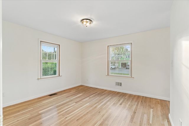 127 Steere St, Attleboro, MA 02703