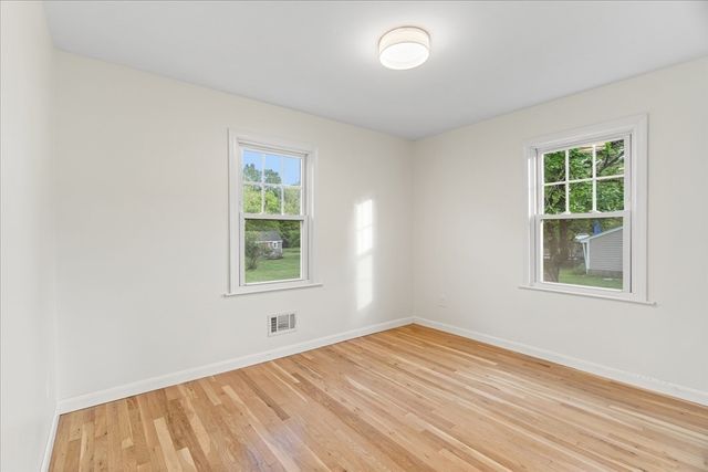 127 Steere St, Attleboro, MA 02703