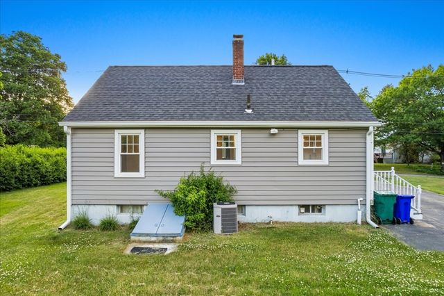 127 Steere St, Attleboro, MA 02703