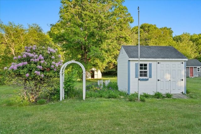 127 Steere St, Attleboro, MA 02703
