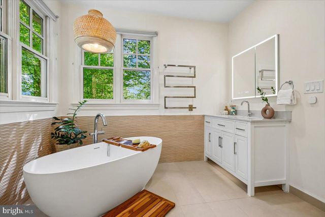 6302 WALHONDING RD, Bethesda, MD 20816