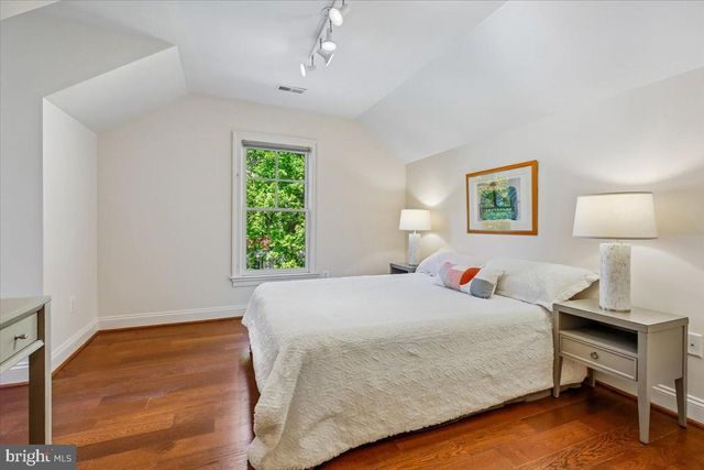 6302 WALHONDING RD, Bethesda, MD 20816