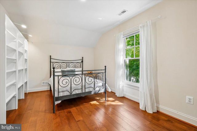 6302 WALHONDING RD, Bethesda, MD 20816