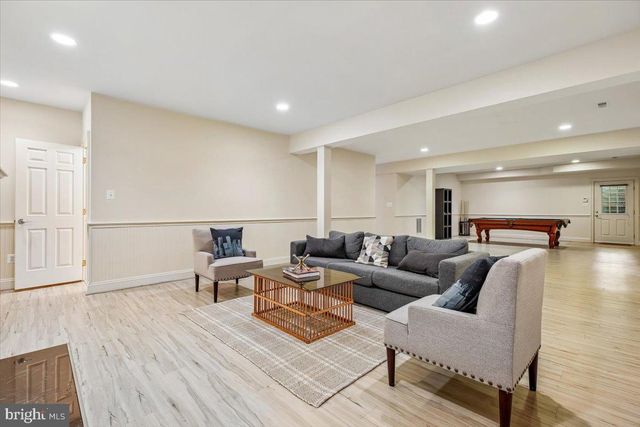 6302 WALHONDING RD, Bethesda, MD 20816