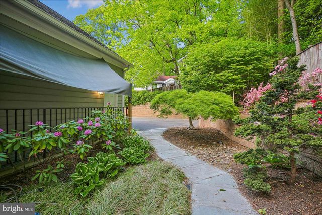 6302 WALHONDING RD, Bethesda, MD 20816