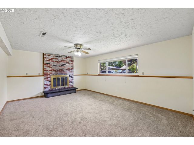 1485 Se 11TH St, Gresham, OR 97080