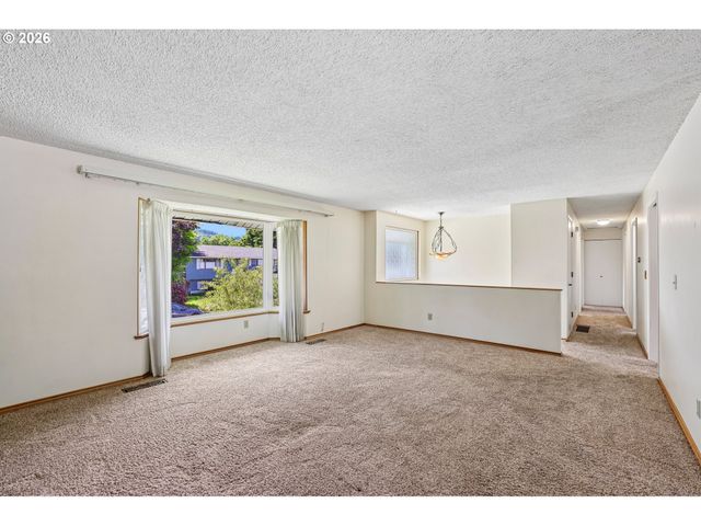1485 Se 11TH St, Gresham, OR 97080