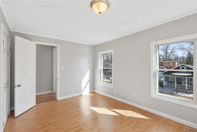 21 Mechanic Street, Schroeppel, NY 13135