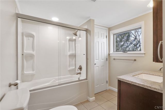 21 Mechanic Street, Schroeppel, NY 13135