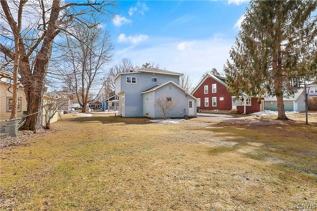 21 Mechanic Street, Schroeppel, NY 13135