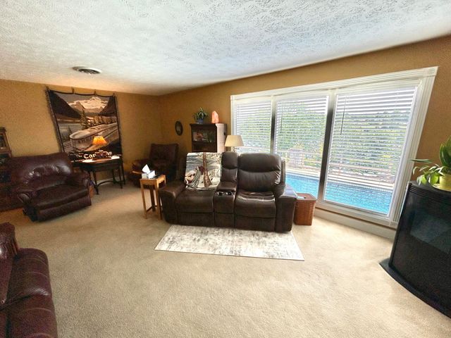 30 Highview Circle, Somerset, KY 42503