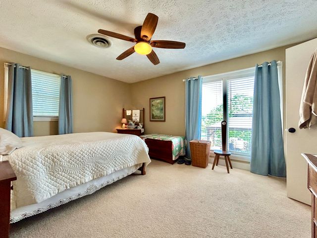 30 Highview Circle, Somerset, KY 42503