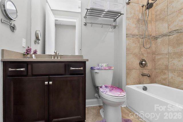 4122 Moxie Way, Charlotte, NC 28215