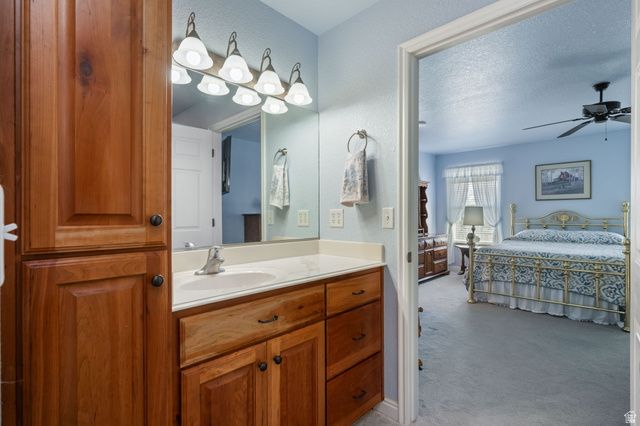 70 E ROUNDY RD, Leeds, UT 84746