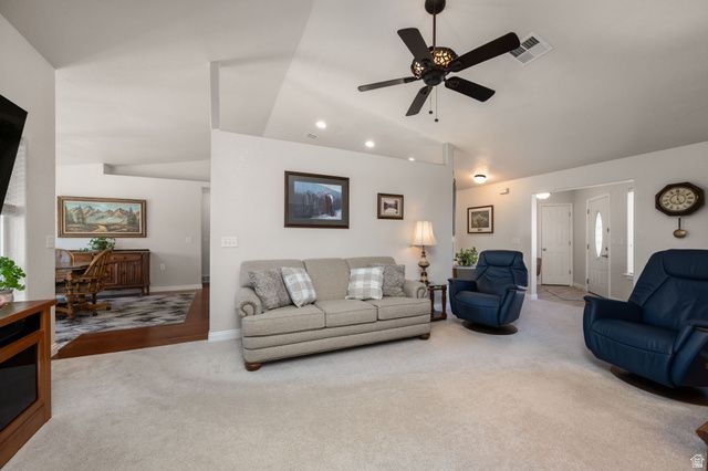 70 E ROUNDY RD, Leeds, UT 84746