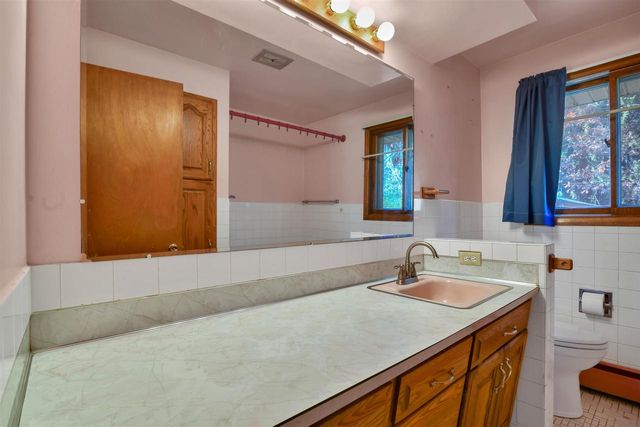 3047 S PINE TREE ROAD, Oneida, WI 54155