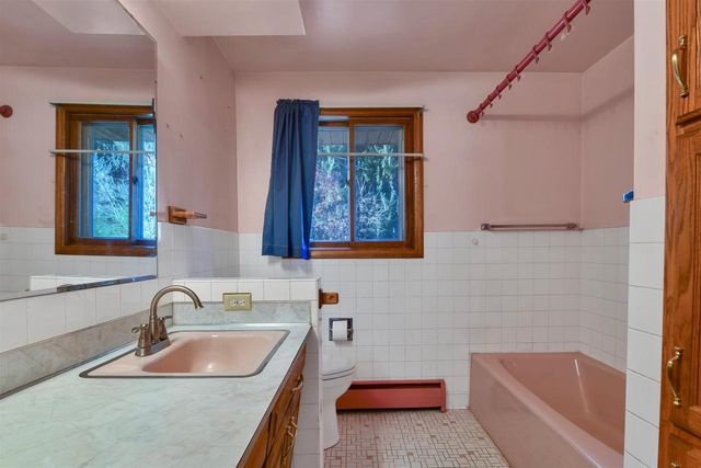 3047 S PINE TREE ROAD, Oneida, WI 54155