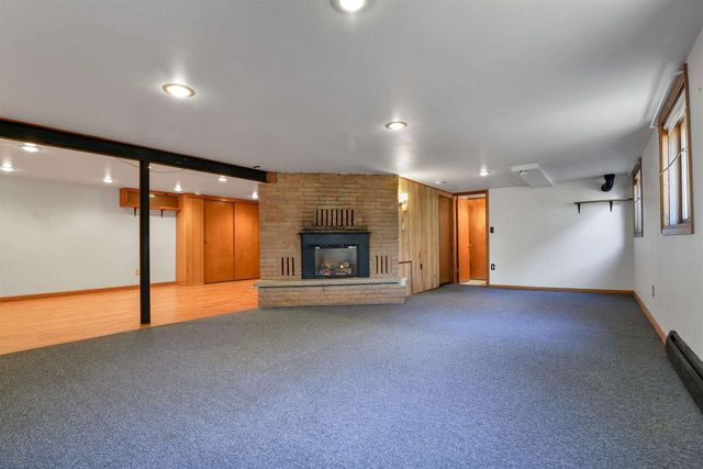 3047 S PINE TREE ROAD, Oneida, WI 54155