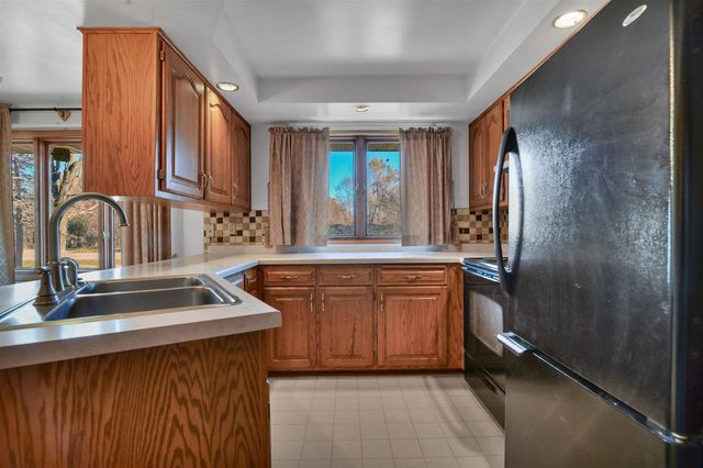 3047 S PINE TREE ROAD, Oneida, WI 54155