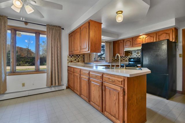 3047 S PINE TREE ROAD, Oneida, WI 54155