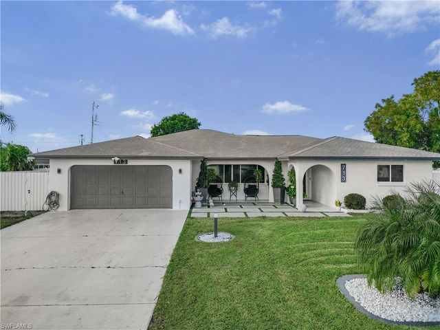 713 SE 43rd ST, Cape Coral, FL 33904