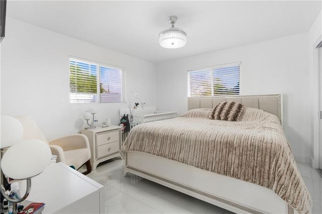 713 SE 43rd ST, Cape Coral, FL 33904