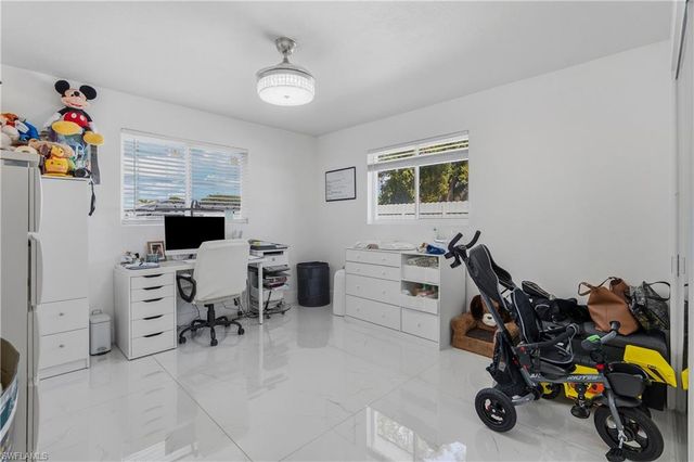 713 SE 43rd ST, Cape Coral, FL 33904