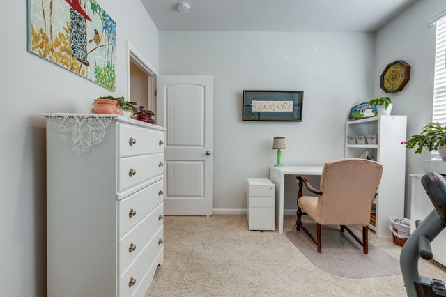 5037 Hunters Village Dr, Lebanon, TN 37087