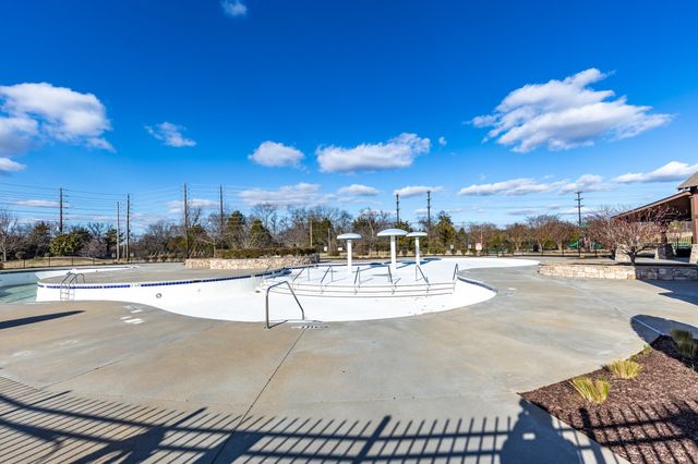 5037 Hunters Village Dr, Lebanon, TN 37087