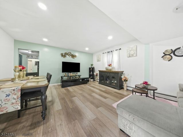 1046 E 26Th St, Paterson City, NJ 07513