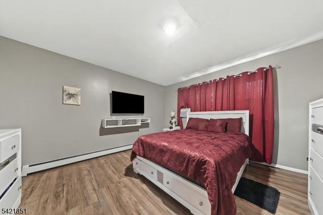 1046 E 26Th St, Paterson City, NJ 07513