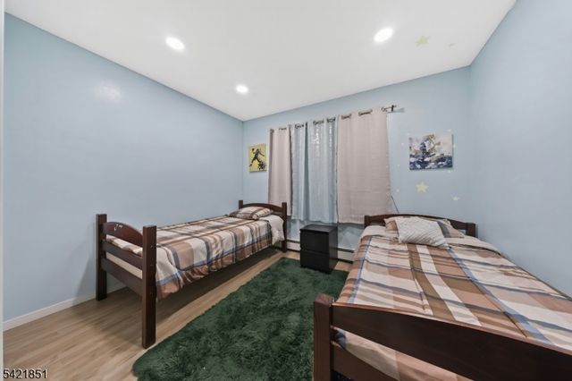 1046 E 26Th St, Paterson City, NJ 07513