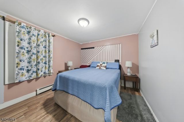 1046 E 26Th St, Paterson City, NJ 07513