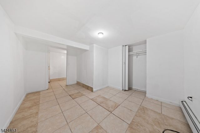 1046 E 26Th St, Paterson City, NJ 07513