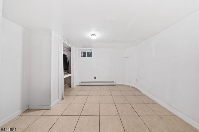 1046 E 26Th St, Paterson City, NJ 07513