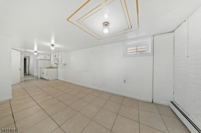 1046 E 26Th St, Paterson City, NJ 07513