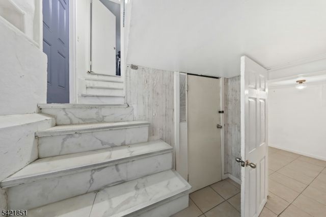 1046 E 26Th St, Paterson City, NJ 07513