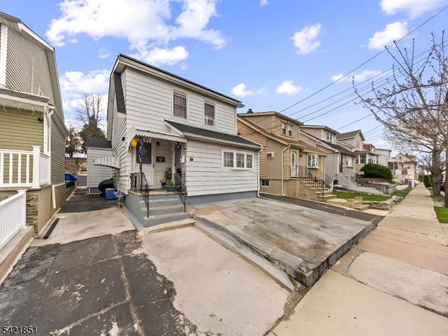 1046 E 26Th St, Paterson City, NJ 07513