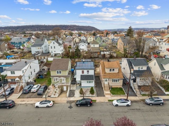 1046 E 26Th St, Paterson City, NJ 07513