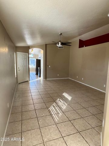 2221 E Union Hills Drive 137, Phoenix, AZ 85024