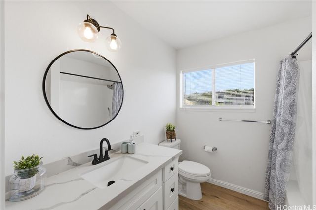94-536 Kupuohi Street 22103, Waipahu, HI 96797