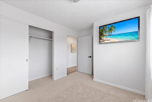 94-536 Kupuohi Street 22103, Waipahu, HI 96797
