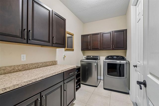 1804 BELLA CASA COURT, Tampa, FL 33618