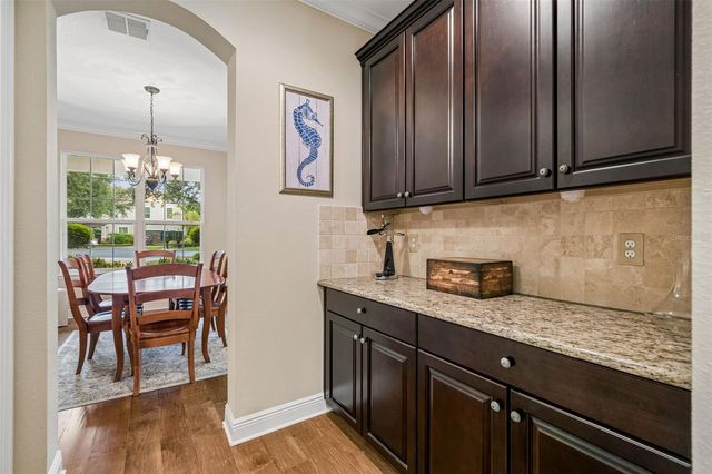 1804 BELLA CASA COURT, Tampa, FL 33618