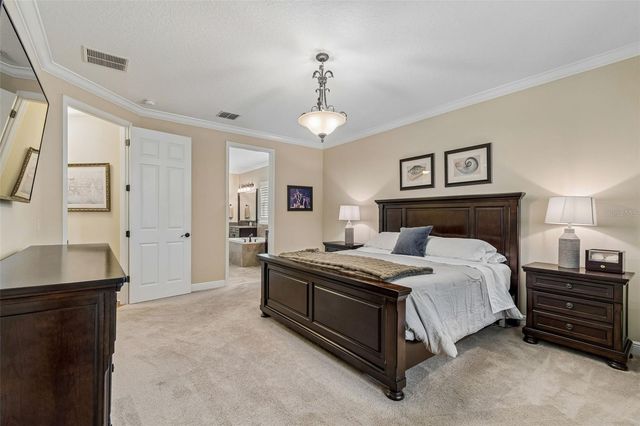 1804 BELLA CASA COURT, Tampa, FL 33618