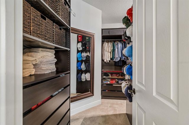 1804 BELLA CASA COURT, Tampa, FL 33618