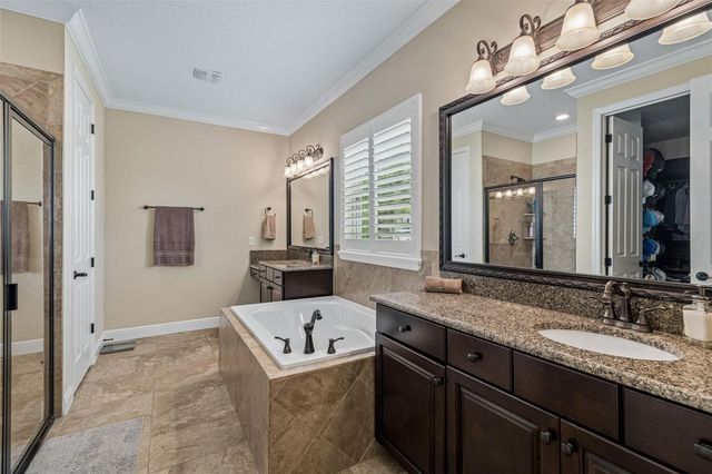 1804 BELLA CASA COURT, Tampa, FL 33618