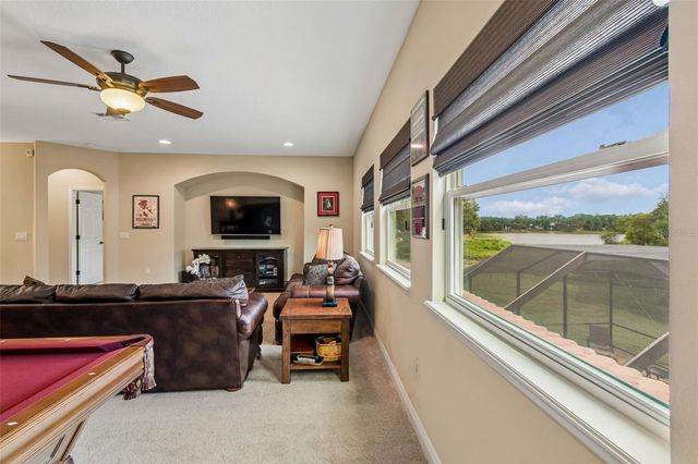 1804 BELLA CASA COURT, Tampa, FL 33618