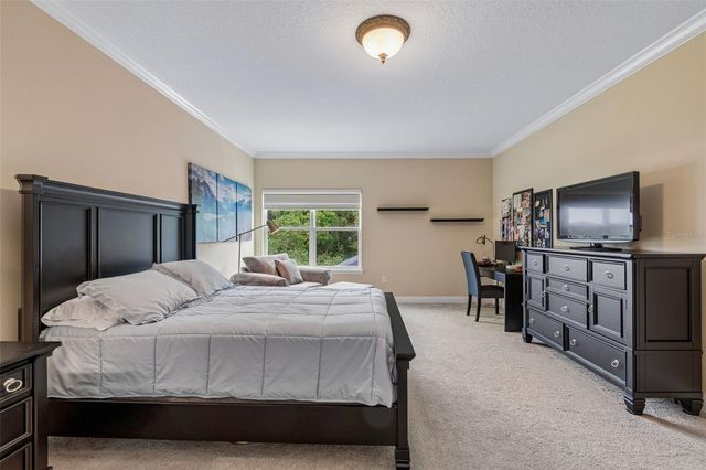 1804 BELLA CASA COURT, Tampa, FL 33618